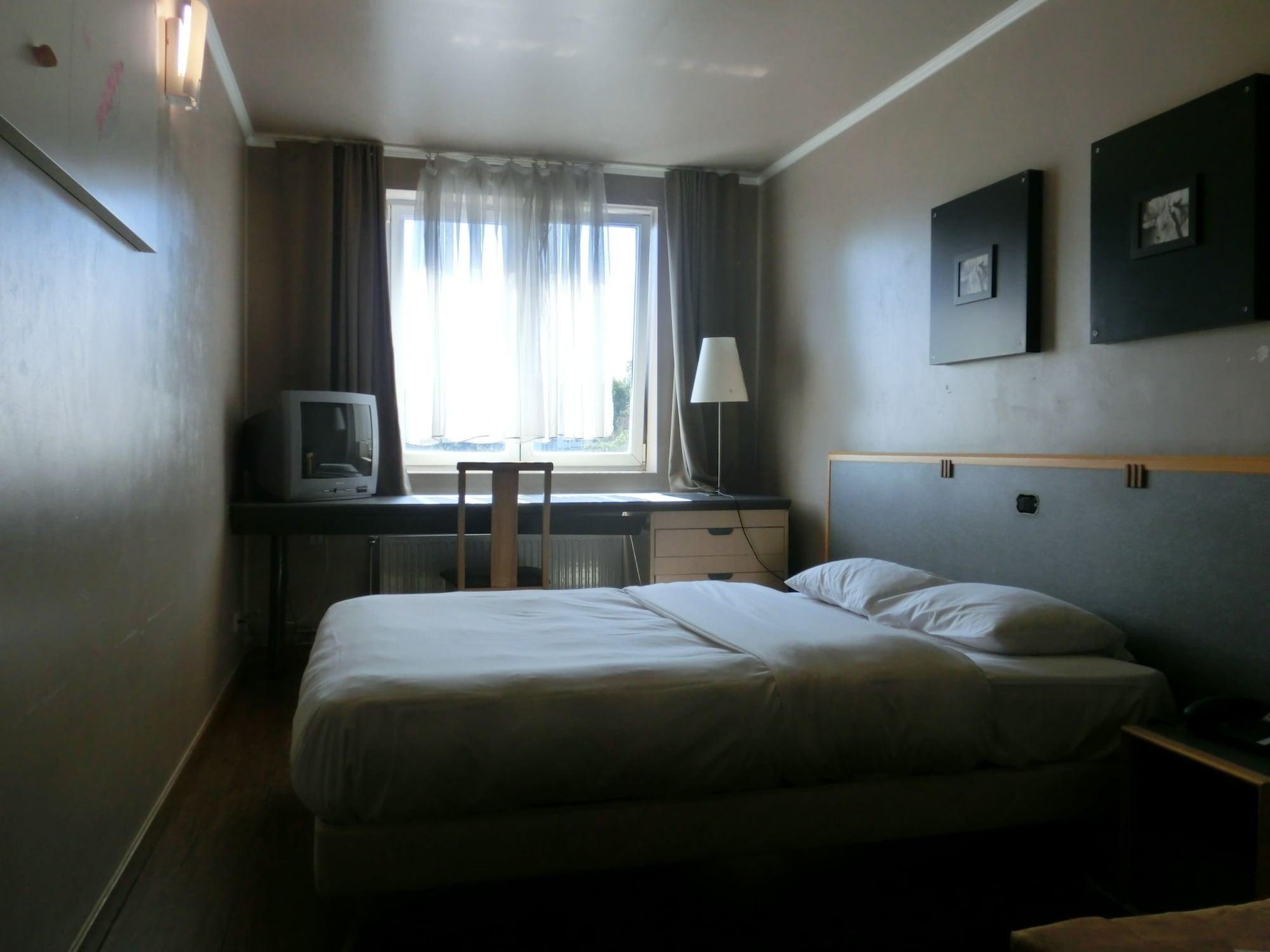 Hotel Bentley Schaerbeek Luaran gambar