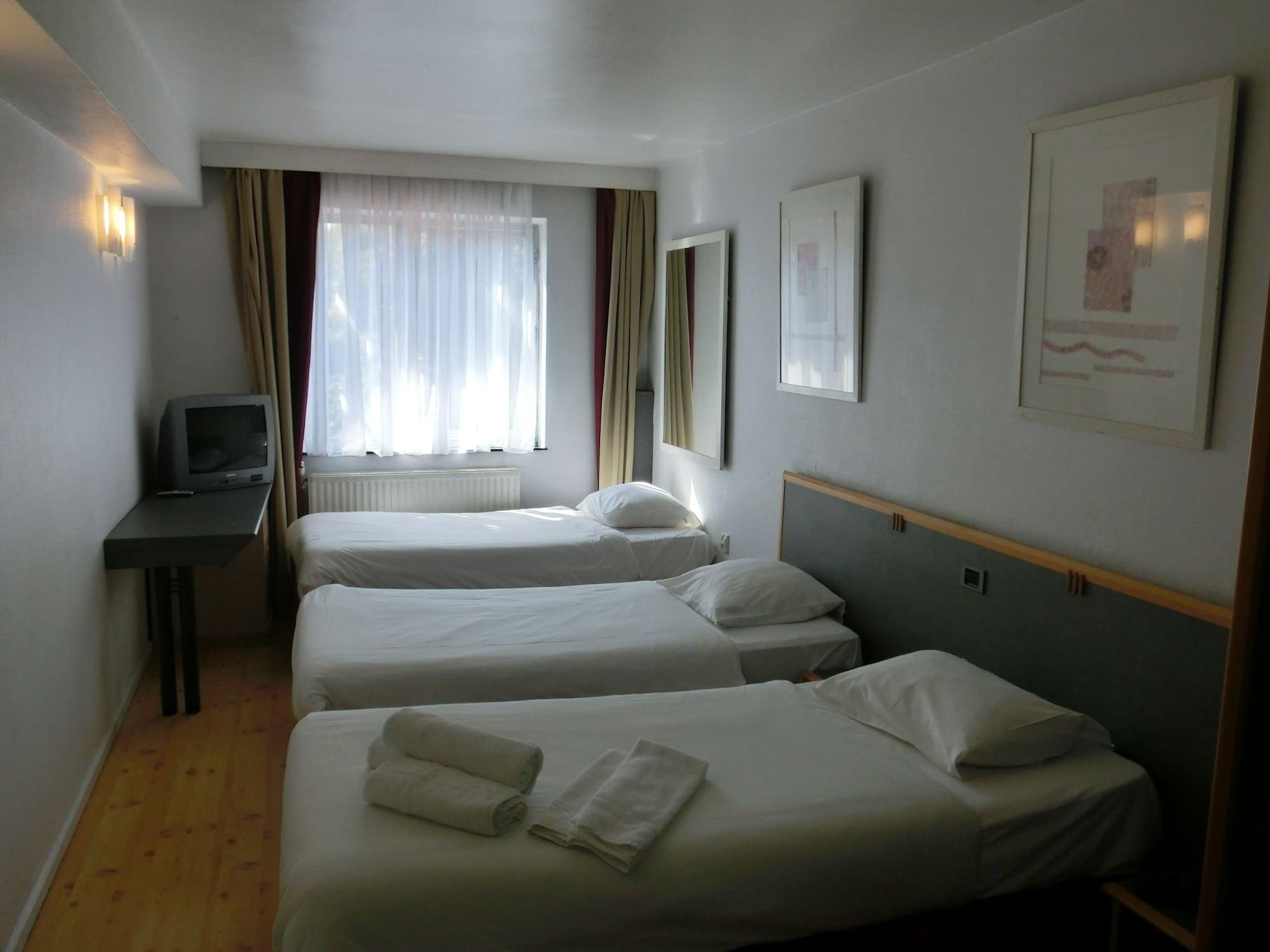 Hotel Bentley Schaerbeek Luaran gambar