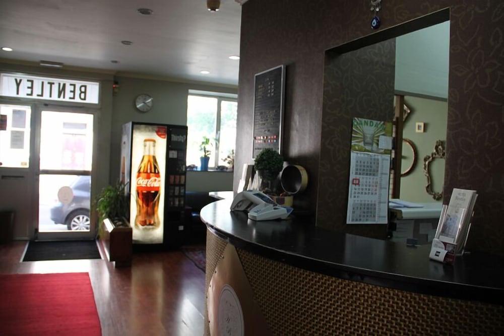 Hotel Bentley Schaerbeek Luaran gambar