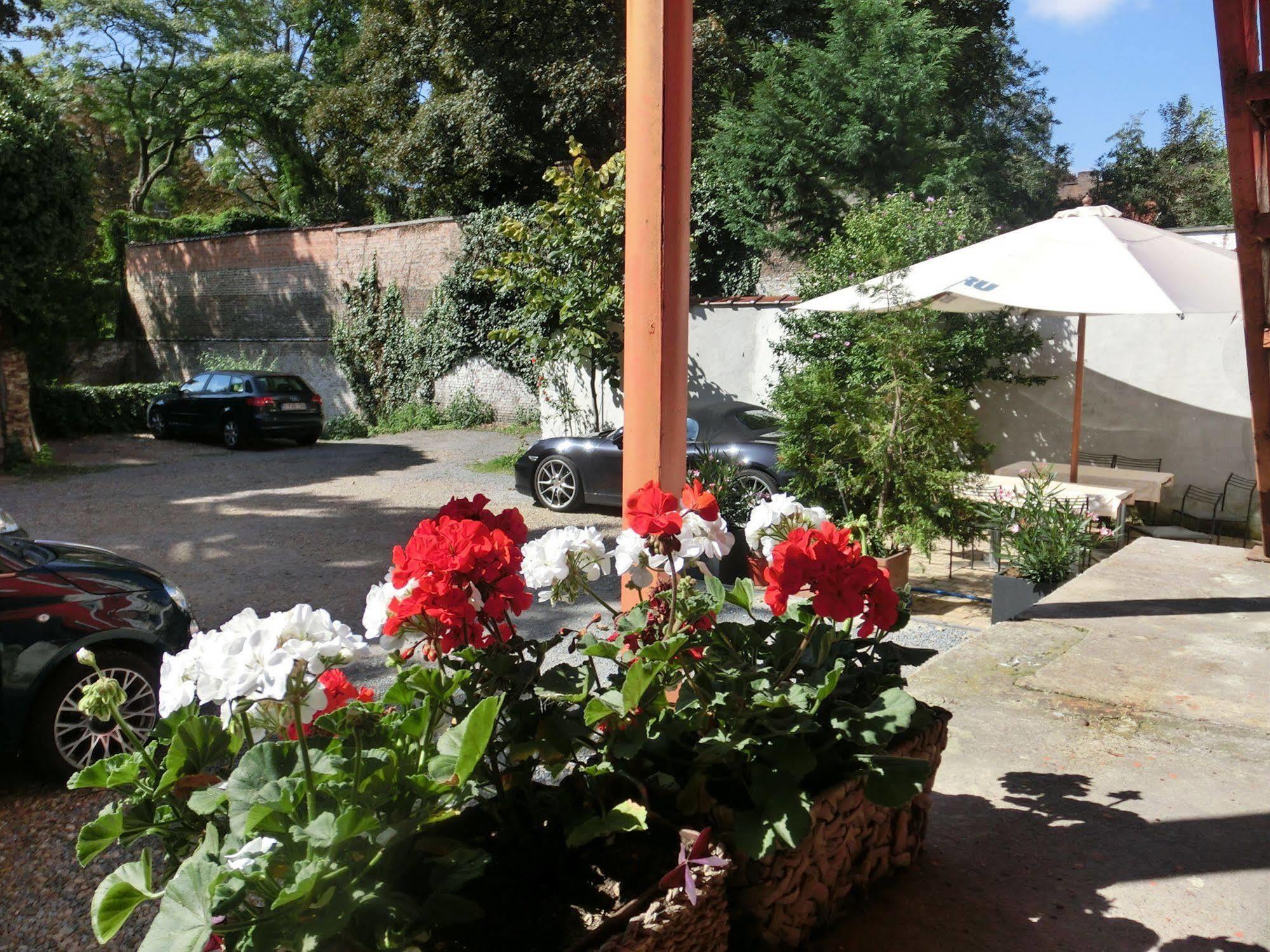 Hotel Bentley Schaerbeek Luaran gambar